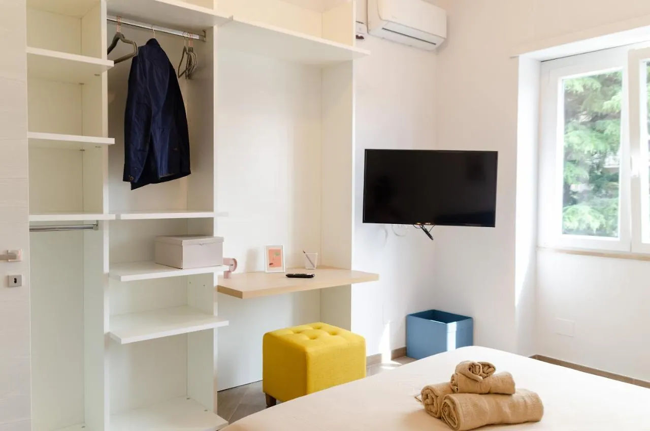 Don Gaetano Apartment - Nel Cuore Di Napoli נאפולי